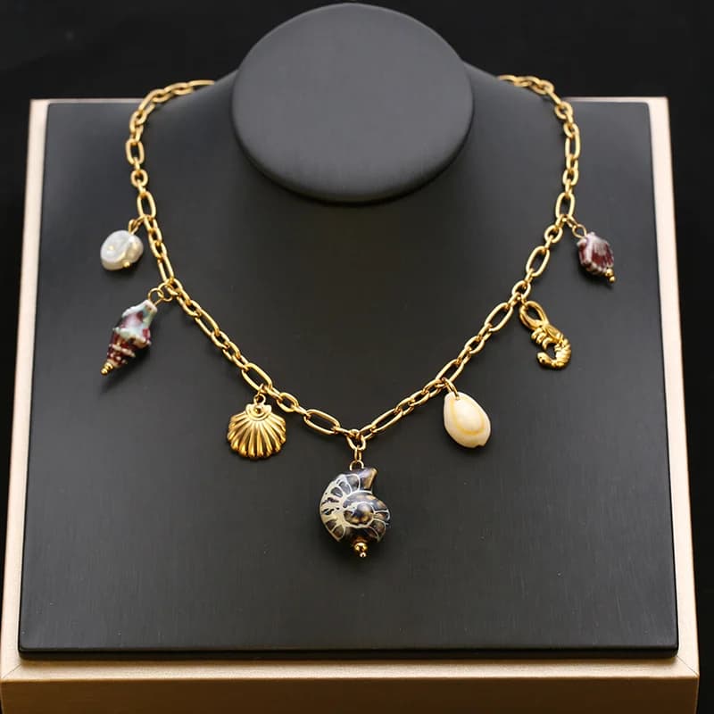 Collier pendentif étoile de mer et coquillage, style océan