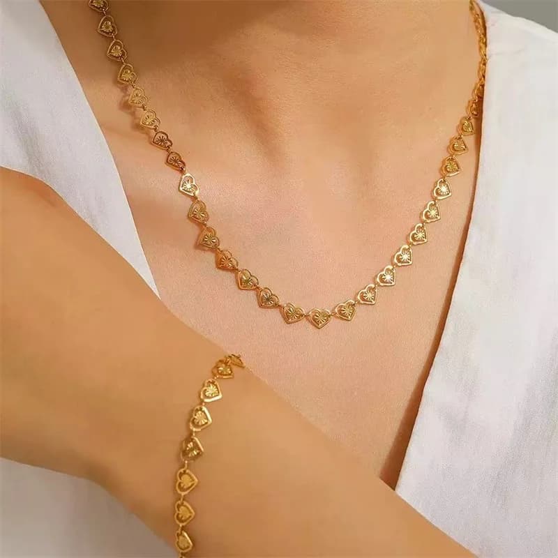 Parure Collier, Bracelet et Boucles d'Oreilles Cœur Argent