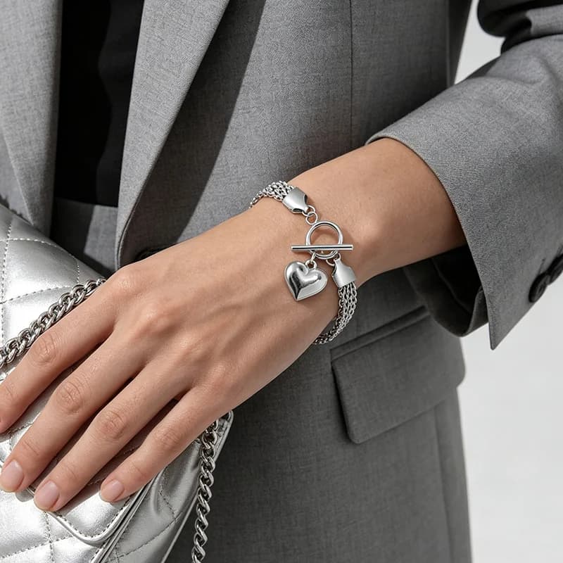 Bracelet jonc à breloques cœur en acier inoxydable