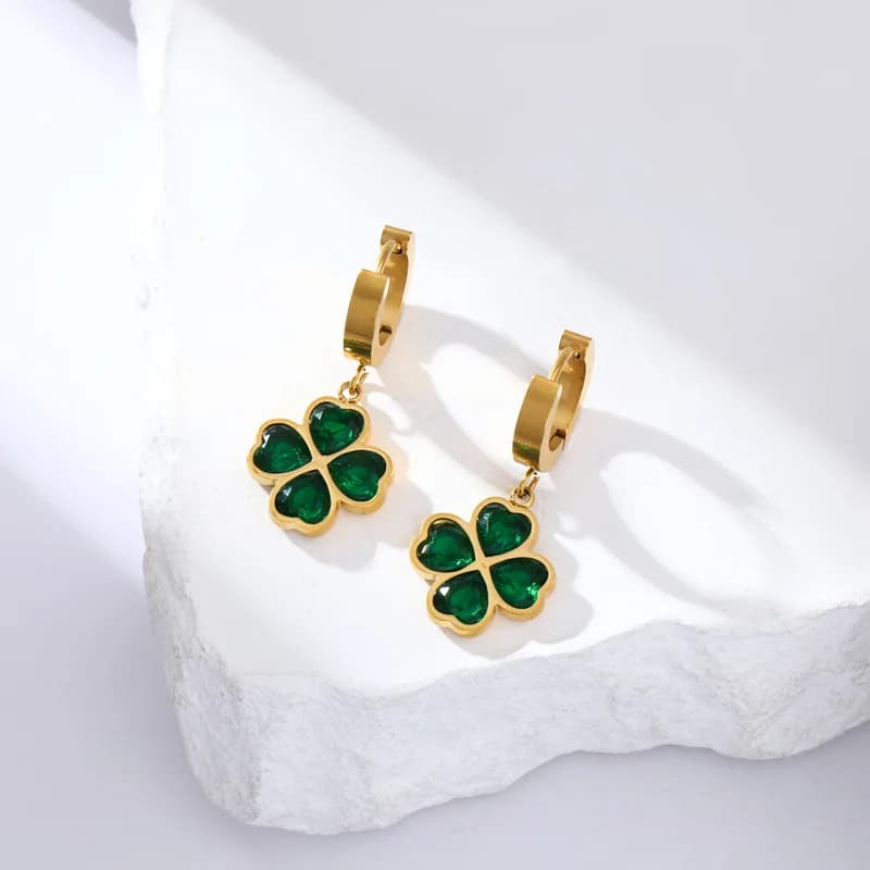 Boucles d'Oreilles Pendantes Papillon et Cœur, Plaqué Or