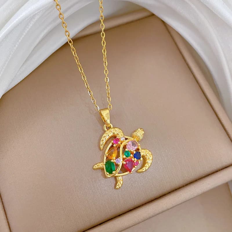 Collier pendant hibou scintillant en zircon