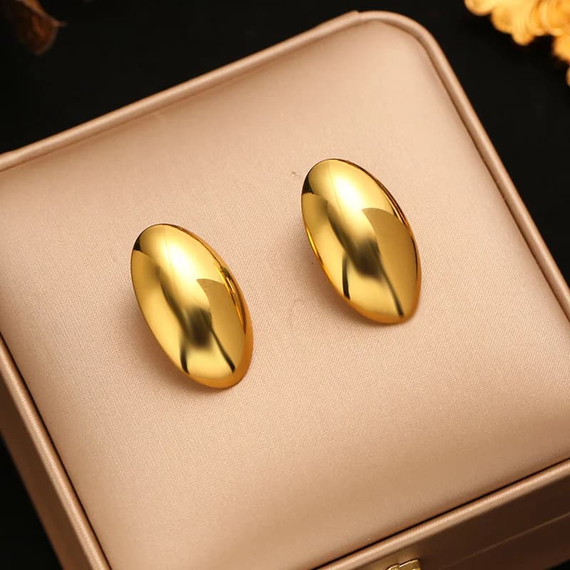Boucles d'oreilles clous forme cœur géométrique, couleur or