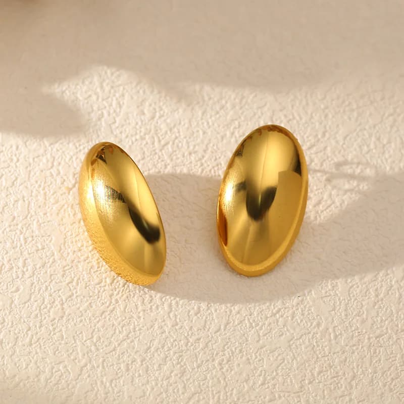 Boucles d'oreilles clous ovales lisses dorées, acier inoxydable