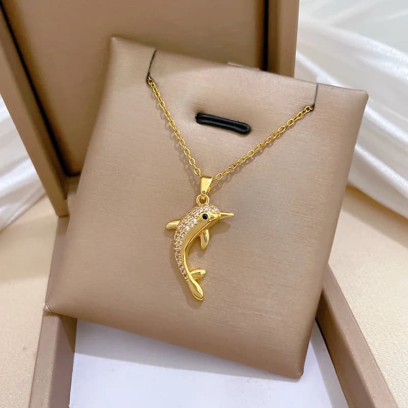 Collier pendentif dauphin en zircon cubique