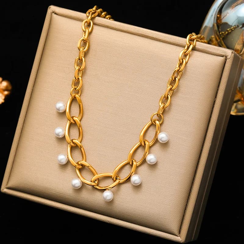 Grand collier pendentif feuille acrylique