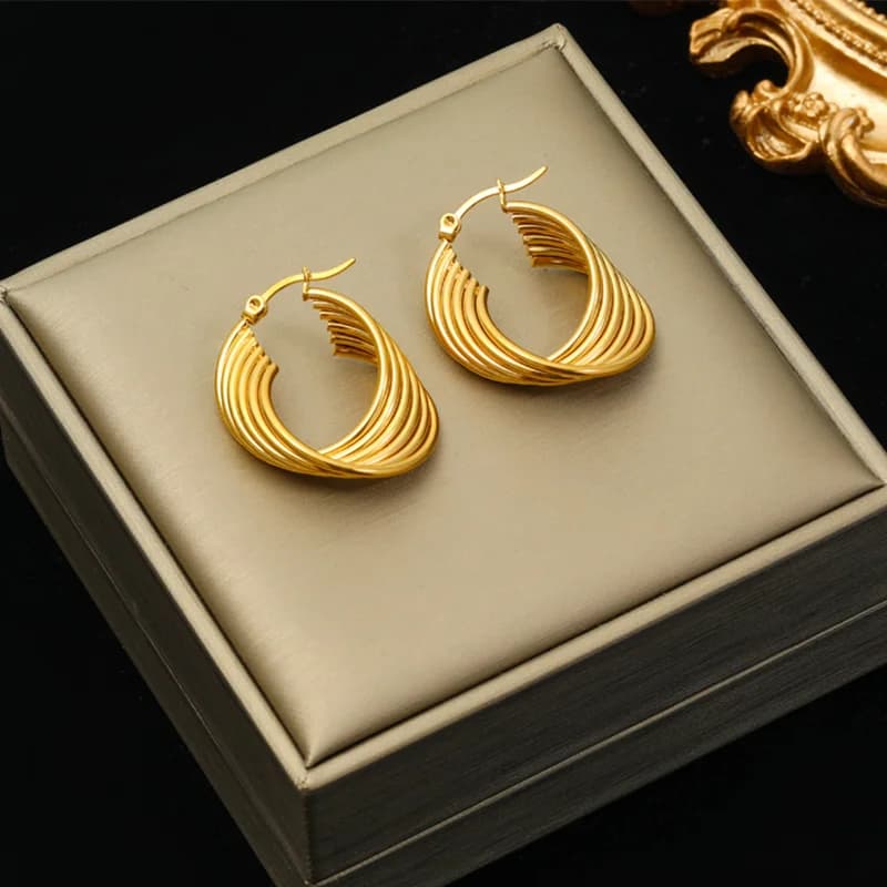 Boucles d'oreilles torsadées géométriques, couleur or