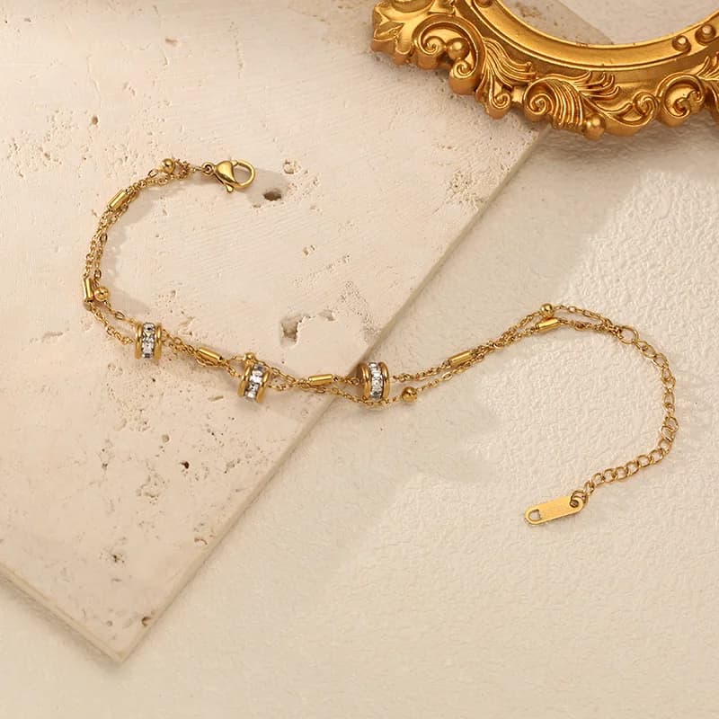 Bracelet à perles en zircons synthétiques plaqué or 18K