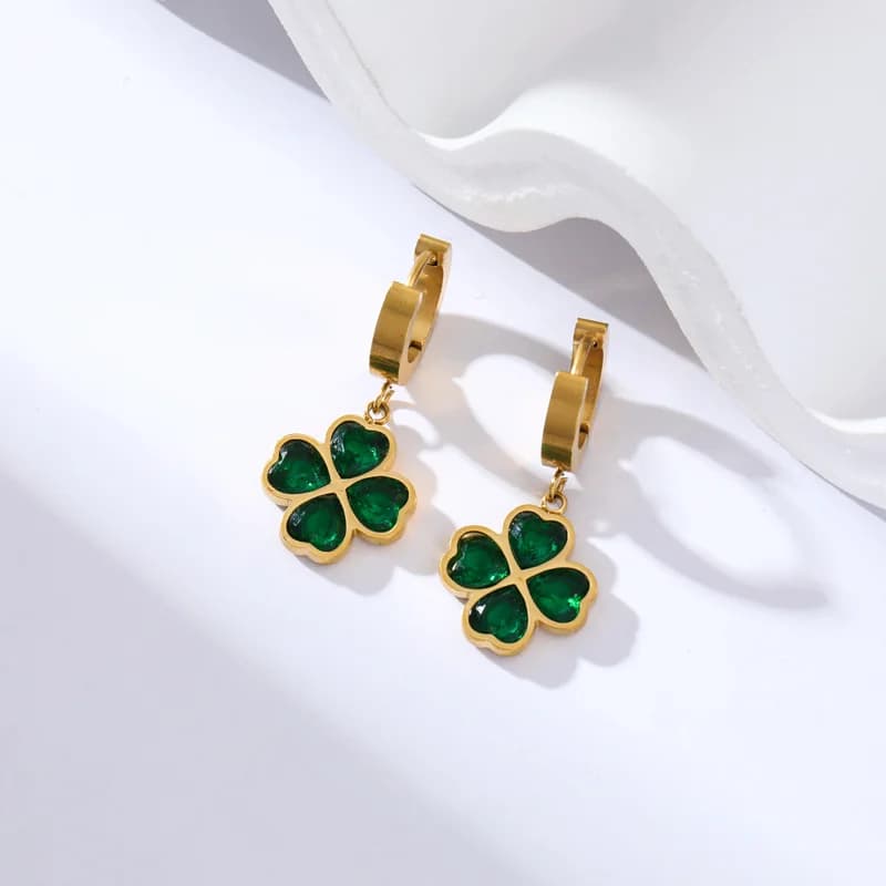 Boucles d'Oreilles Pendantes Papillon et Cœur, Plaqué Or