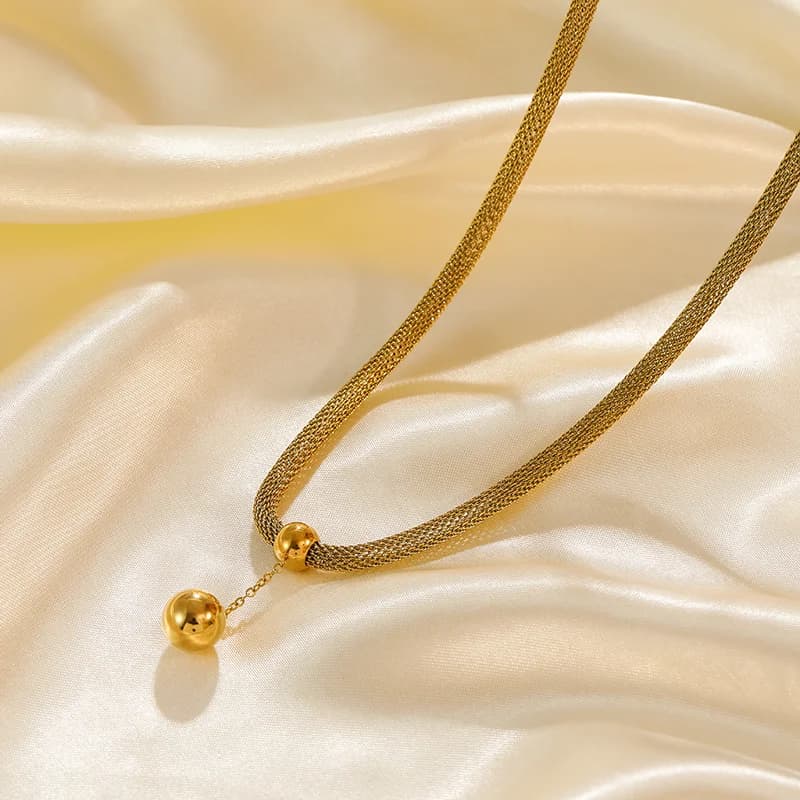 Parure collier pendentif perle et boucles d'oreilles, or