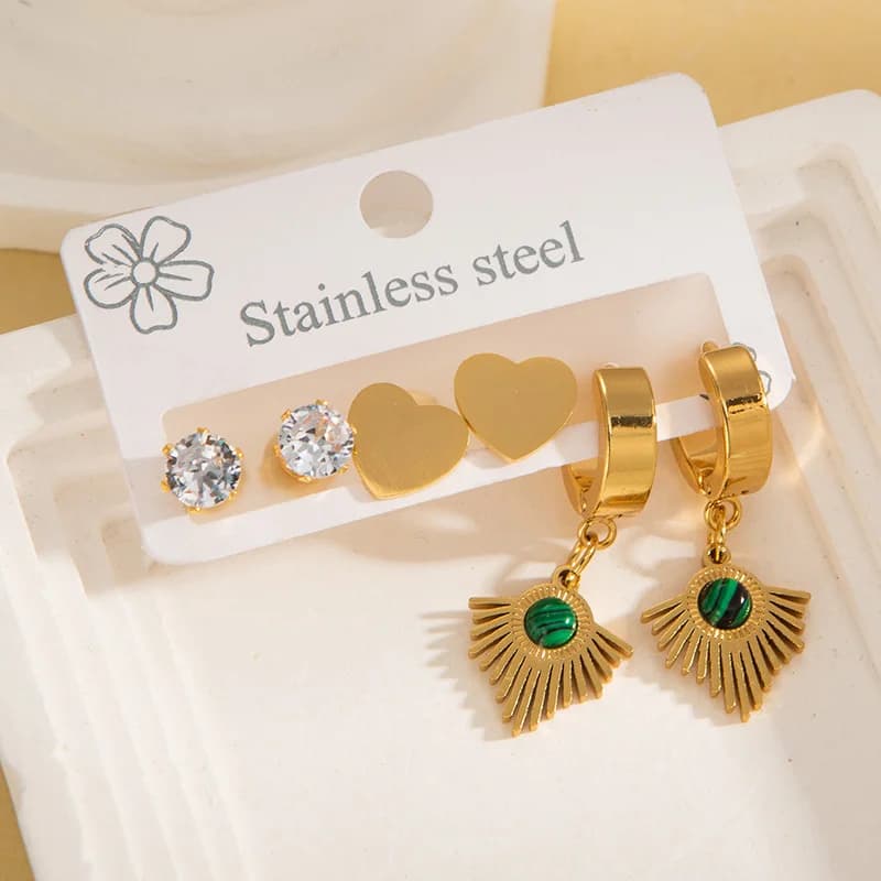 Boucles d'oreilles clous en pierre verte vintage