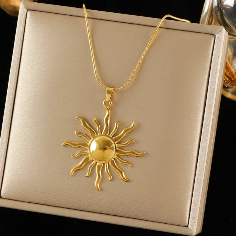 Collier Pendentif Acier Inoxydable Soleil Étoile de Mer Coquillage