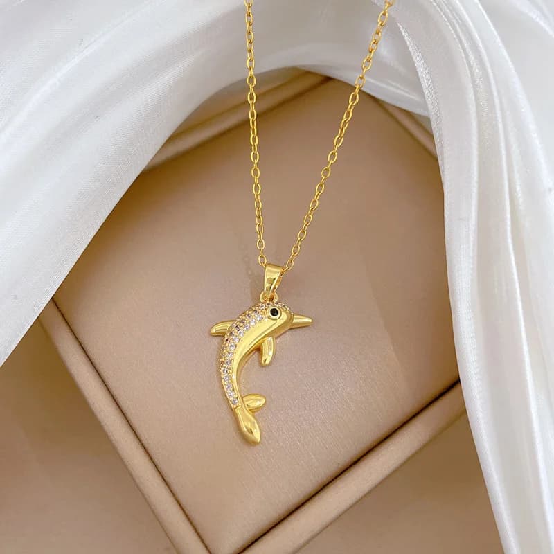 Collier pendentif dauphin en zircon cubique