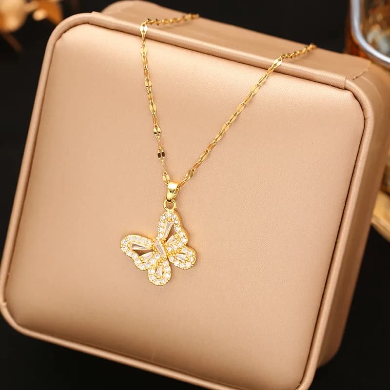 Collier chaîne multicouche en zircons cubiques