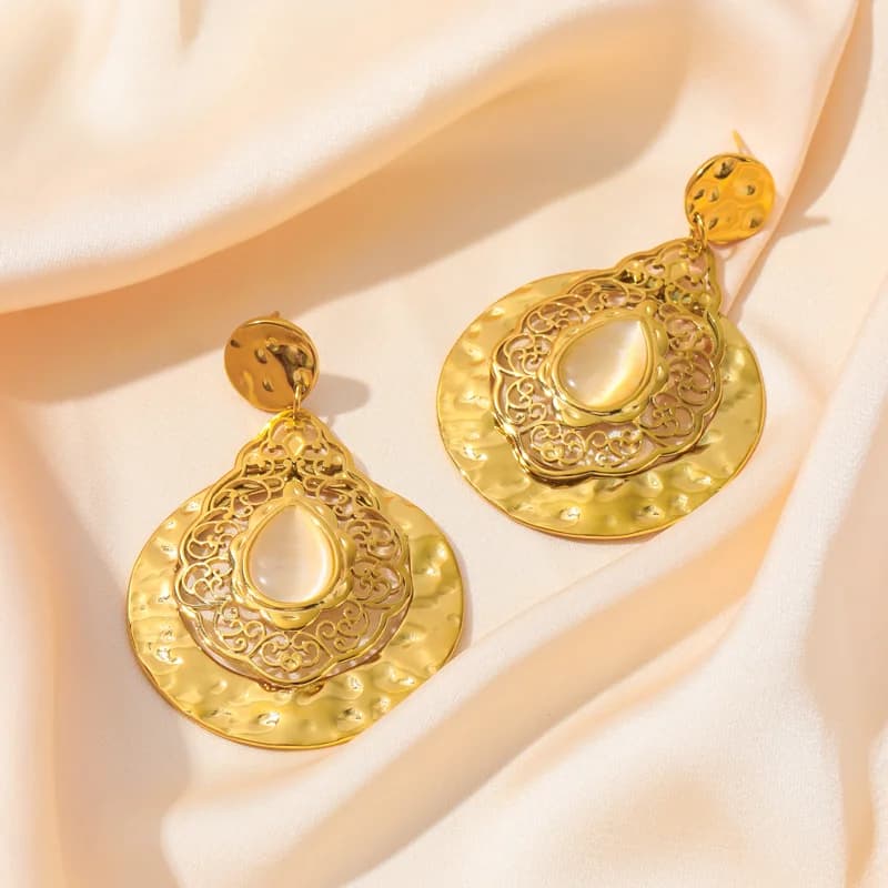 Boucles d'Oreilles Pendantes Géométriques Dorées