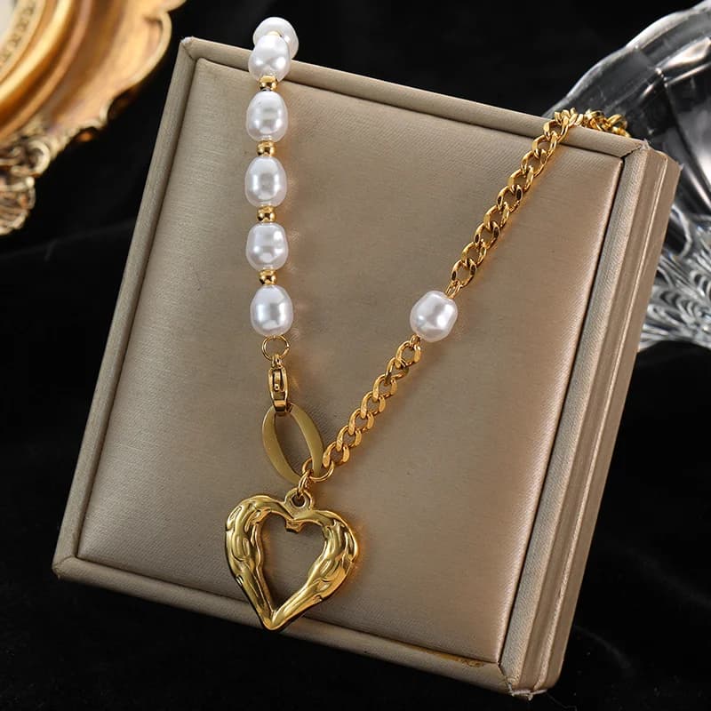 Collier pendentif cœur et perle