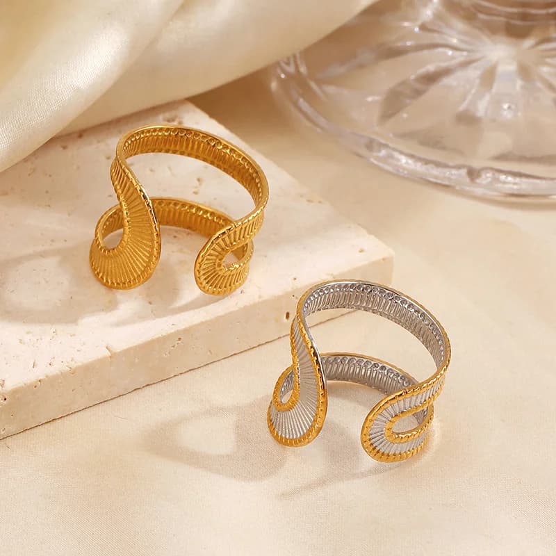 Bague manchette ajustable en acier inoxydable à motif creux irrégulier