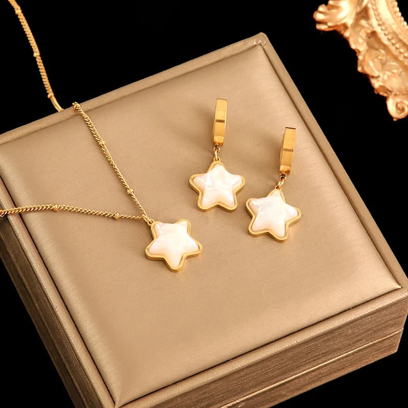 Parure Collier et Boucles d'Oreilles Étoile, Fleur et Ourson
