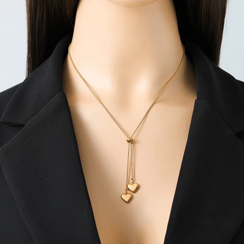 Collier pendentif cœur réglable, couleur dorée
